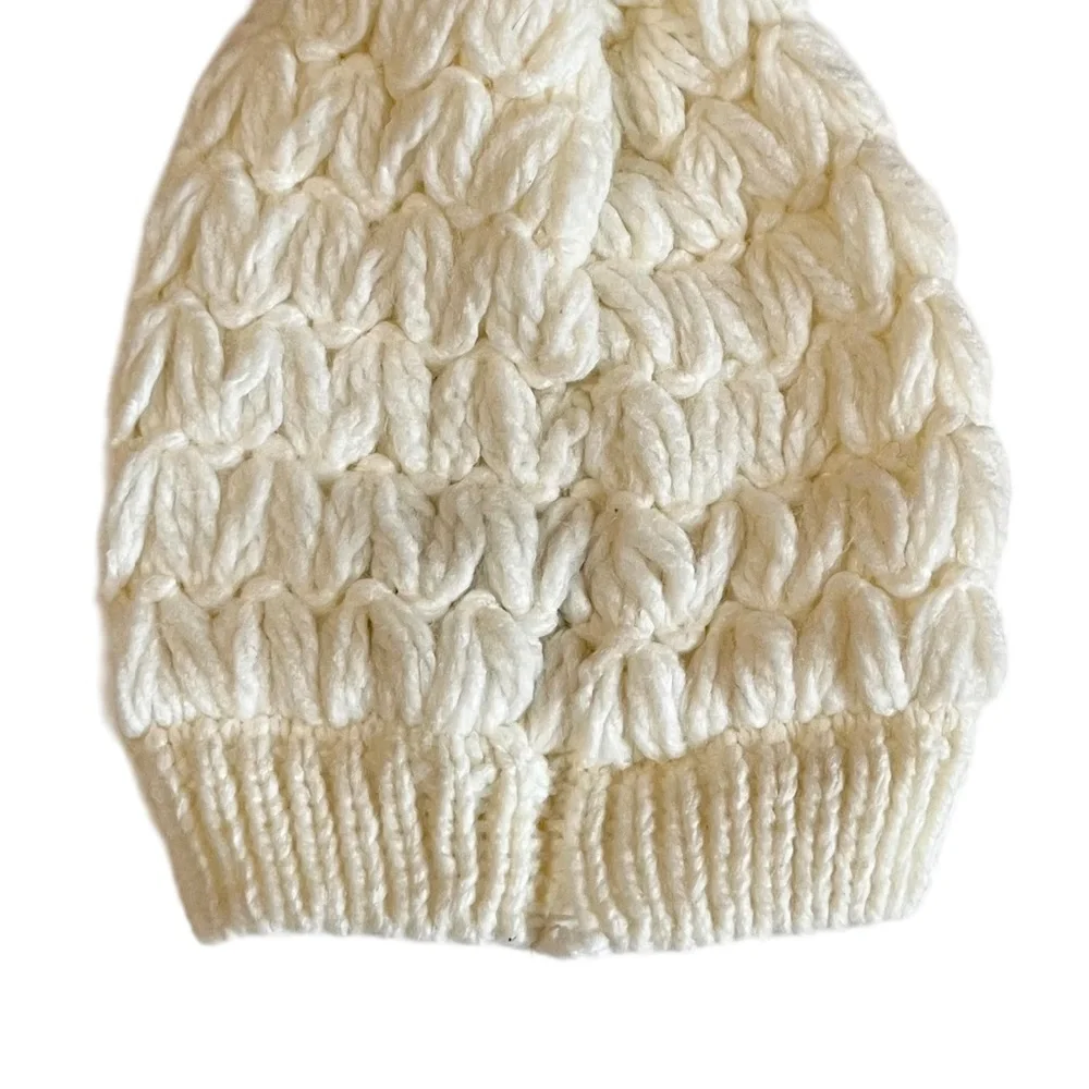 Express Knit Beanie Hat Adult One Size Ivory Stretch Slouchy Gray Faux Fur Pom - Picture 4 of 7